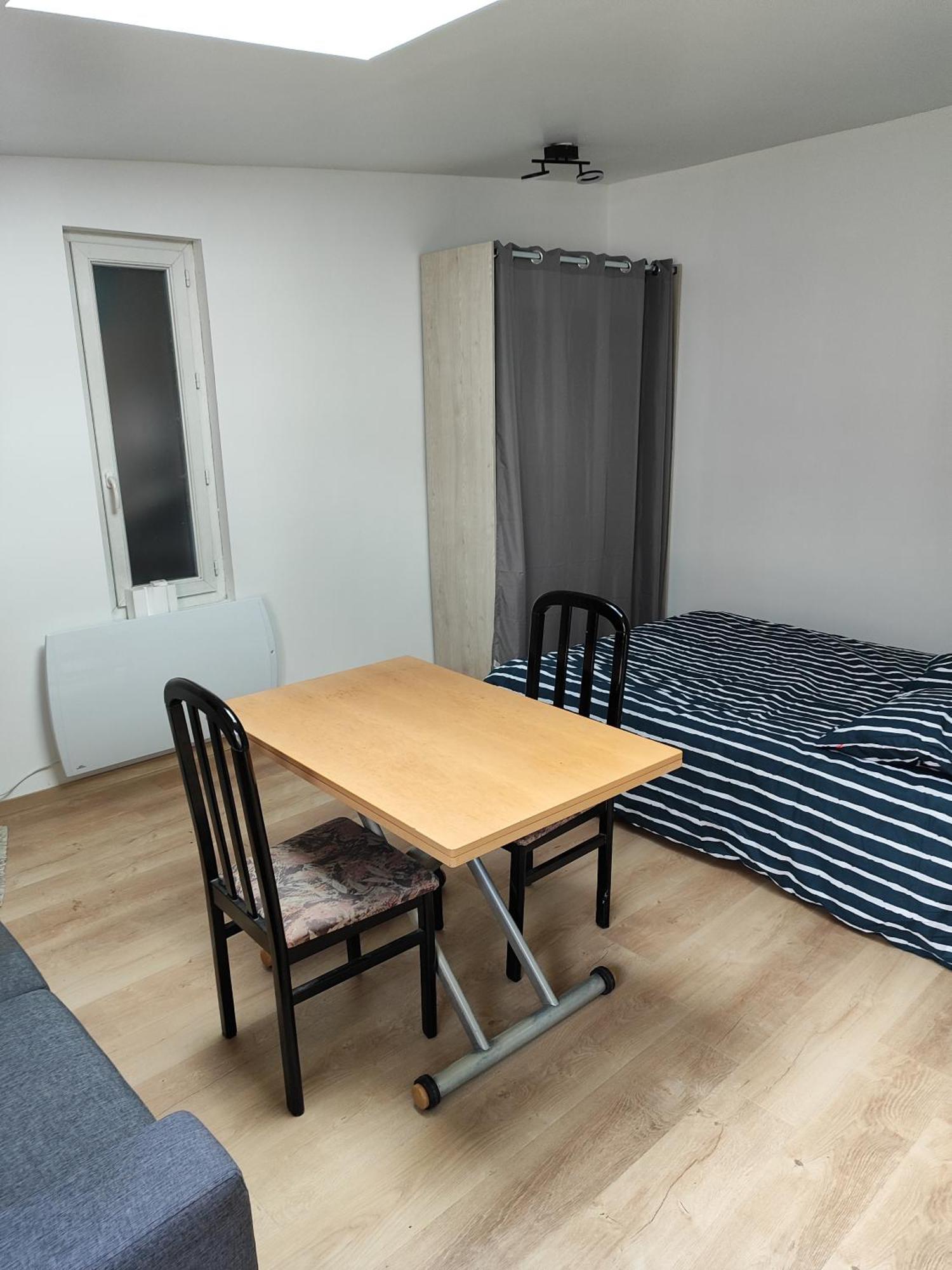 Studio Independant Avec Jardin Au Calme Neuilly-Plaisance Dış mekan fotoğraf