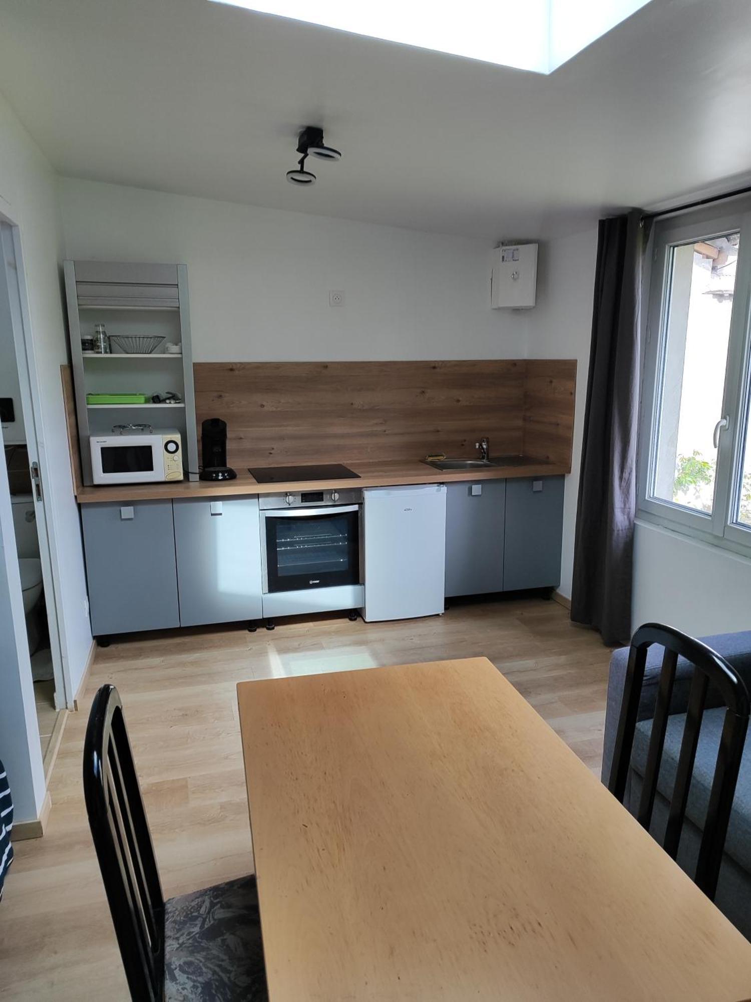 Studio Independant Avec Jardin Au Calme Neuilly-Plaisance Dış mekan fotoğraf